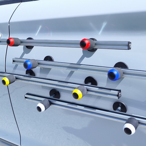 holder innovativo magnetico per sci e snowboard su auto e van